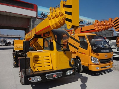 吊車搬運